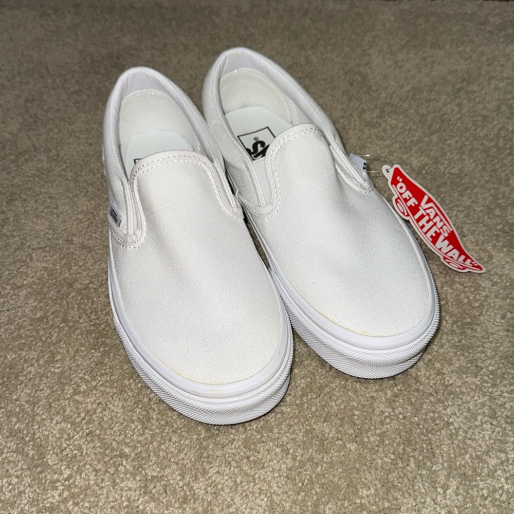 Vans Classic Slip-Ons Women’s Size 5.5
